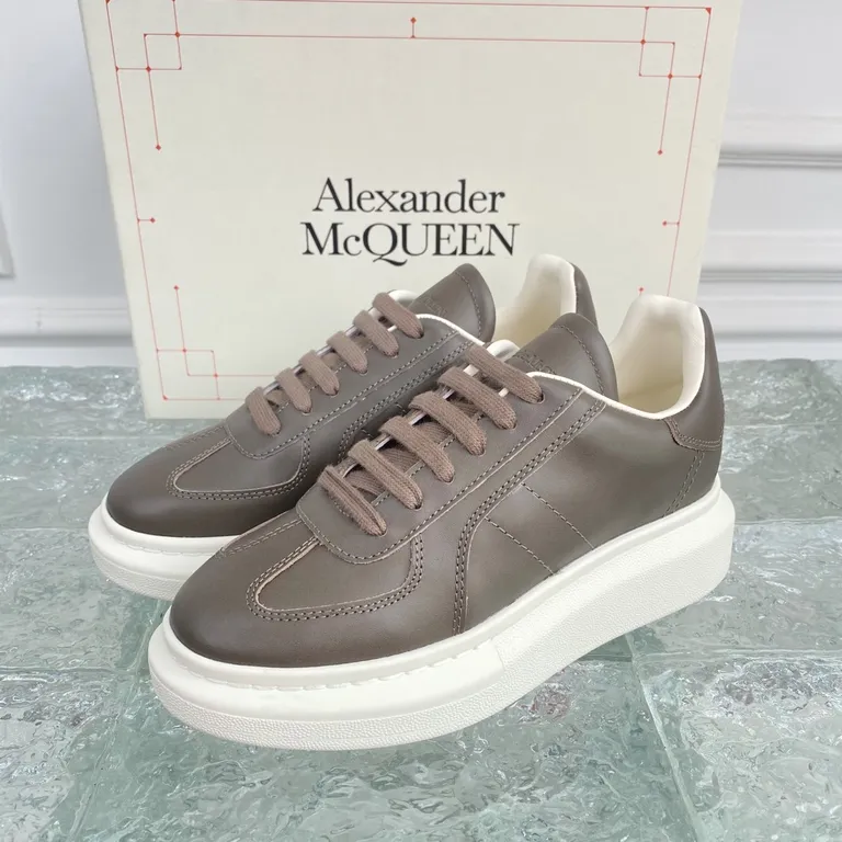 Alexander McQueen Shoe 